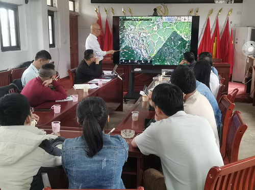 范利輝帶隊到卅嶺農(nóng)場進(jìn)行項目規(guī)劃建設(shè)調(diào)研3.png
